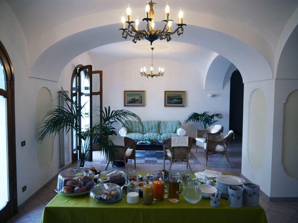 Colle Dell'Ara Bed & Breakfast Positano Exterior photo