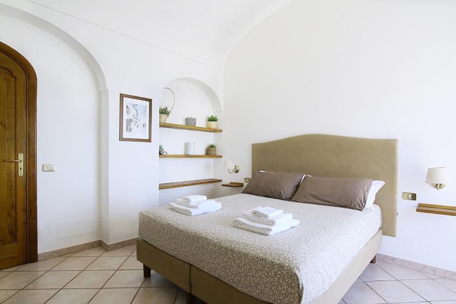 Colle Dell'Ara Bed & Breakfast Positano Exterior photo